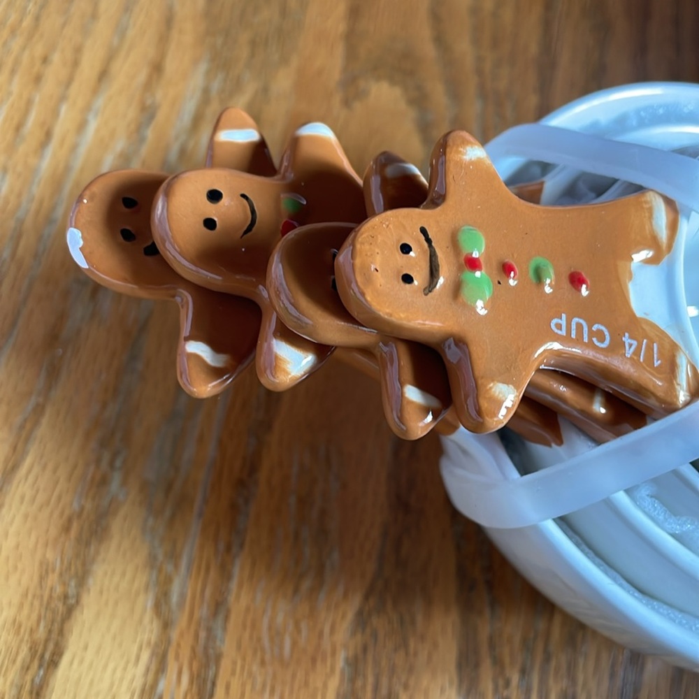 Gingerbread measuring cup set - Picture 2 of 3